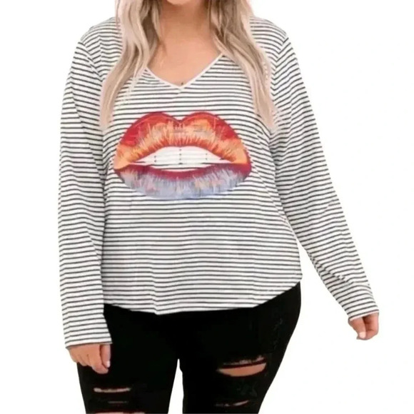 Savanna Jane 1X Striped Embroidered Multicolor Red Lips Mouth Long Sleeve V-Neck - Picture 2 of 5